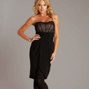 Jessica Simpson sz.6  Strapless Ruched Party Cocktail Dress